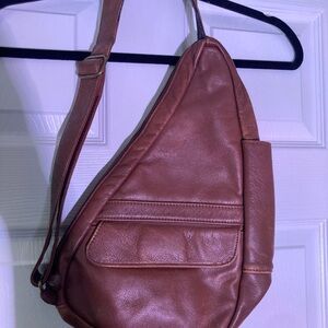 AmeriBag 15" Leather Crossbody Sling Healthy Back Bag